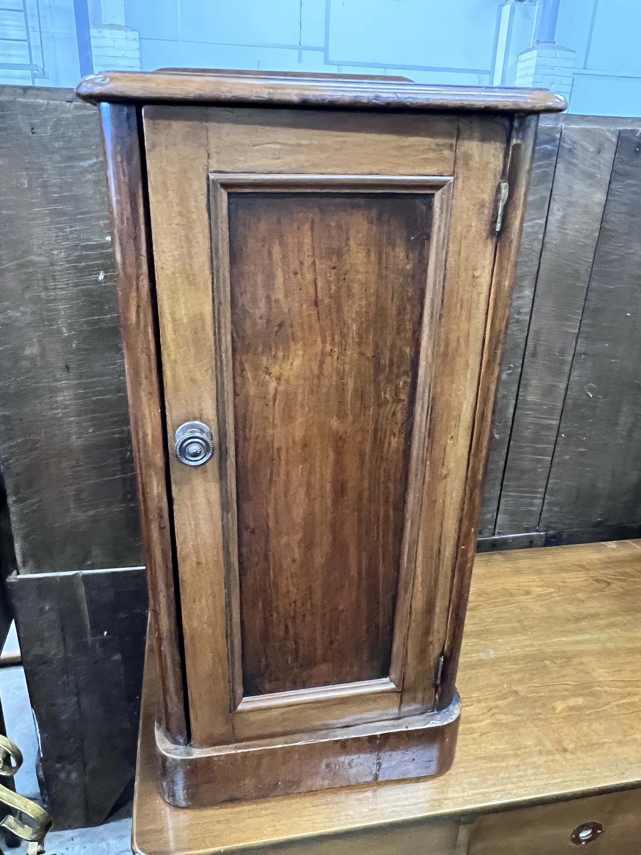 A pair of Victorian style mahogany bedside cupboards, width 39cm, depth 33cm, height 82cm